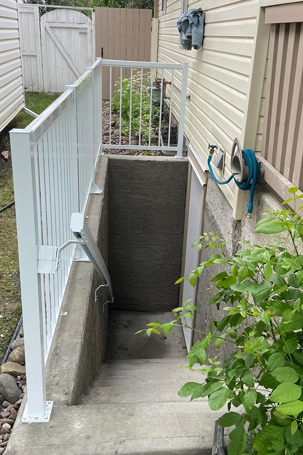 Side Entrance Doors